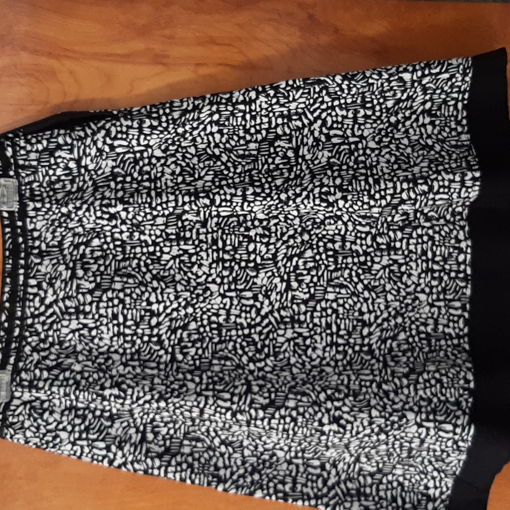 Black & White Christopher &  Banks Size 10 Lined Skirt